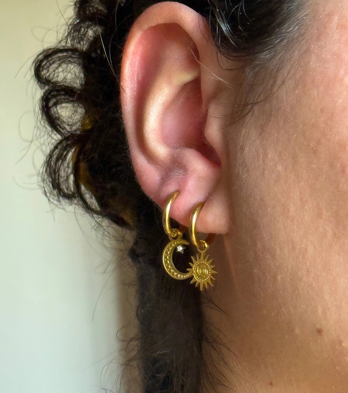 Sunshine/Midnight Rain