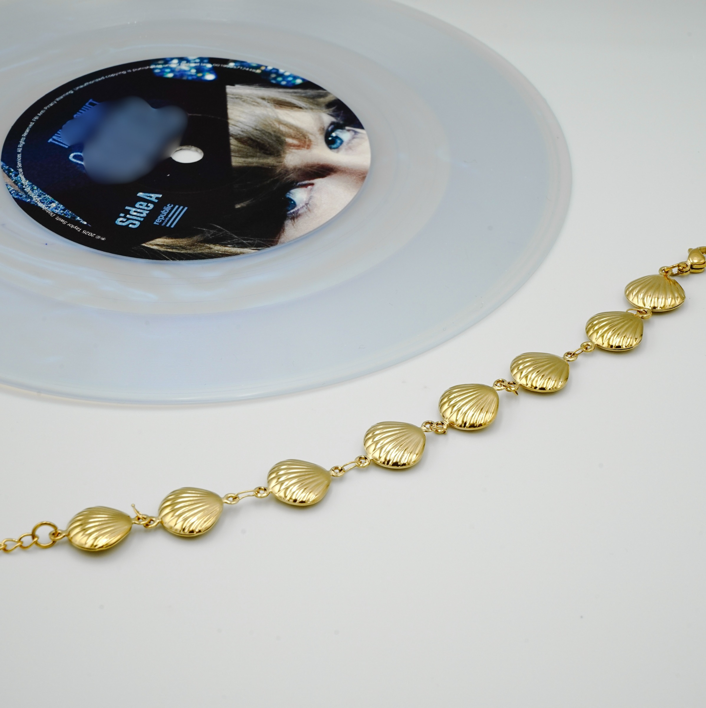 Shell Bracelet - Opalite MV Inspired
